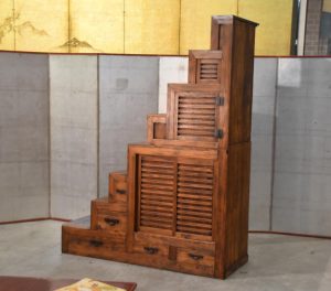 Kaidan Dansu Antique Step Chest Width:1510mm