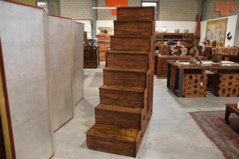 Kaidan Dansu Antique Step Chest Width:1510mm - Image 9