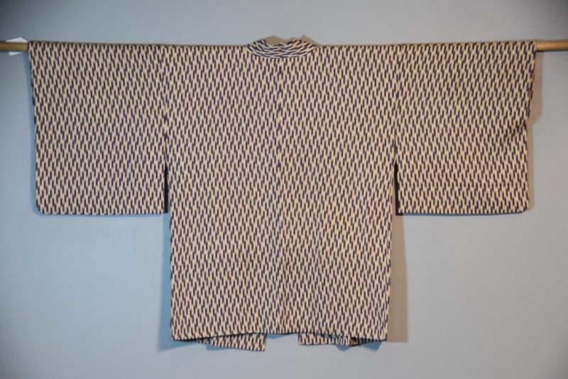 Vintage Silk  Haori Jacket with Tie - Image 4