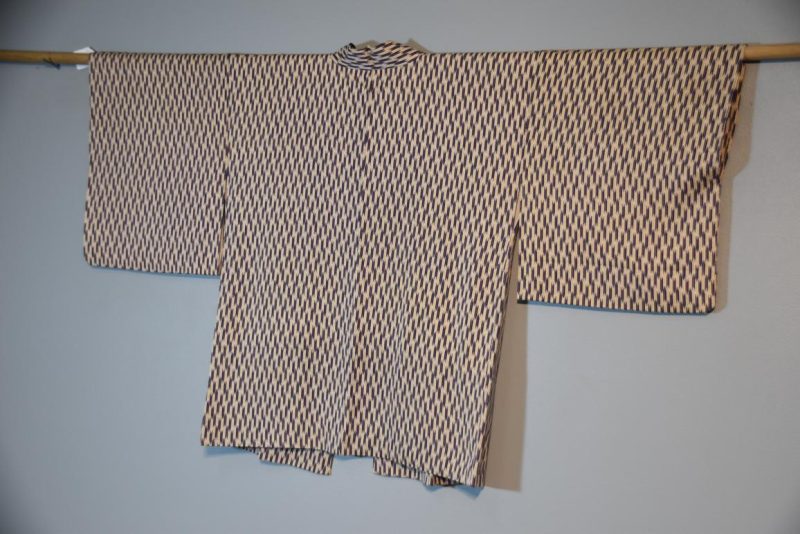 Vintage Silk  Haori Jacket with Tie - Image 3