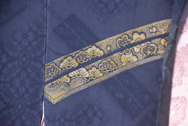 Vintage Silk Haori Jacket with Lacquered Threads - Image 4