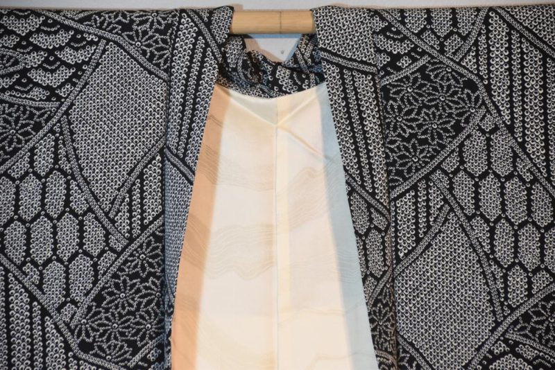 Shibori Pattern in Black and White  Copy - Image 3