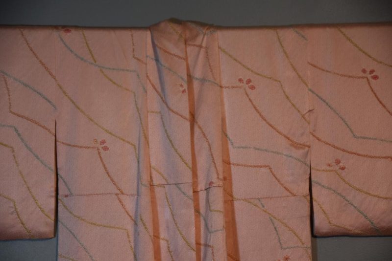 Stunning Coloured Silk Kimono - Image 4