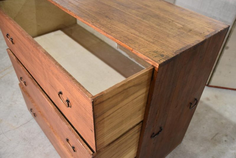 Antique 3 Drawer Clothing Chest Width:970mm - Image 4