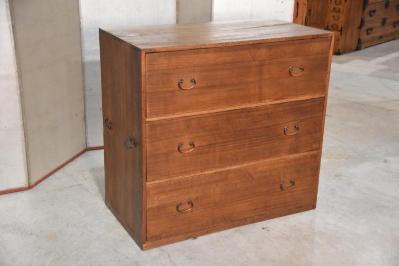 Antique 3 Drawer Clothing Chest Width:970mm - Image 3