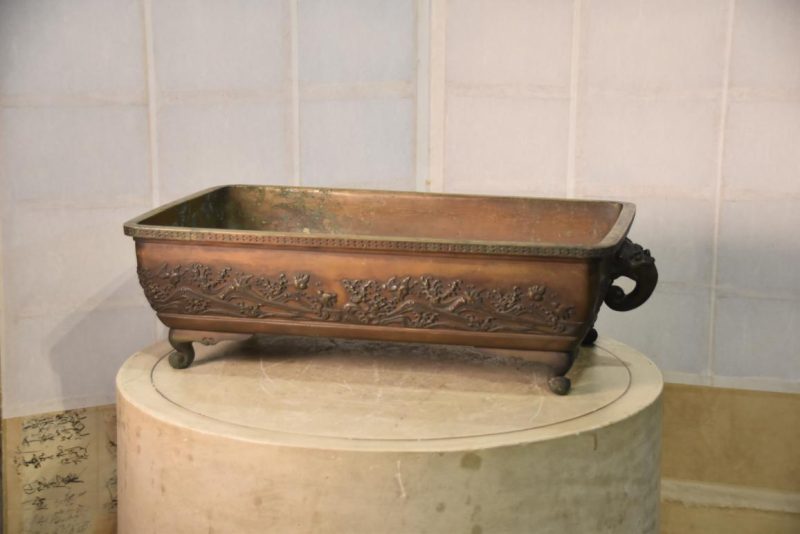 Japanese Birds and Waves Bronze Vase Suiban Width:600mm - Image 2