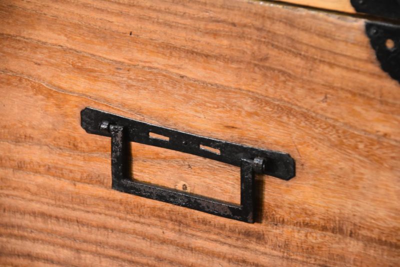 Japanese Antique Clothing Chest (2 sections) Width:890mm - Image 8