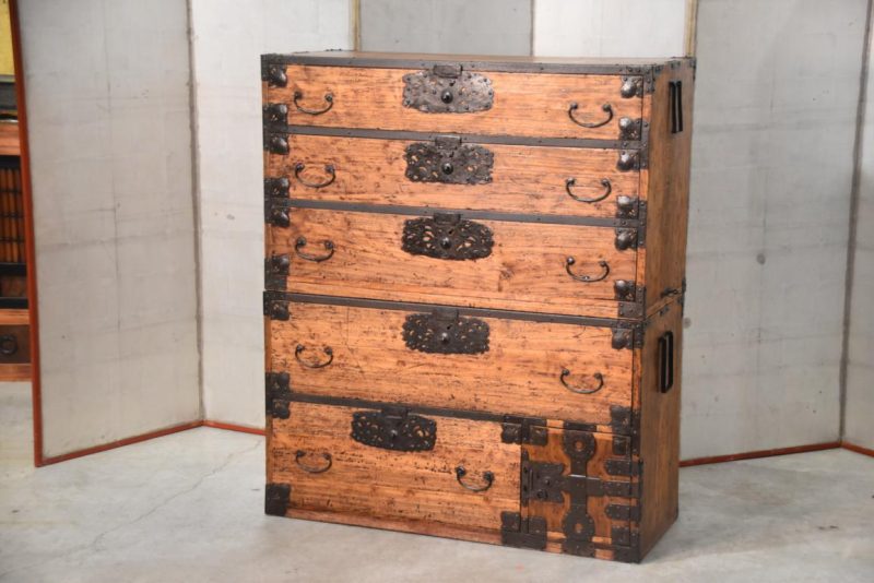Edo Period Clothing Chest (2 Sections) Width:1030mm