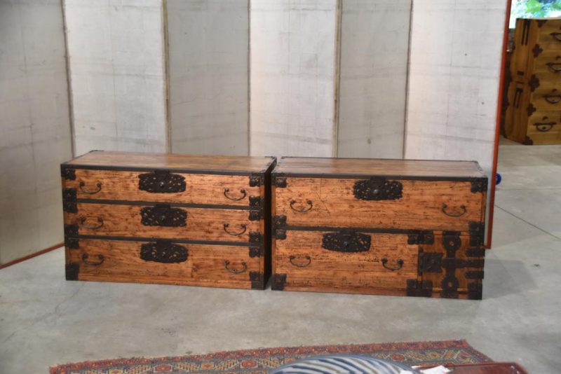 Edo Period Clothing Chest (2 Sections) Width:1030mm - Image 17