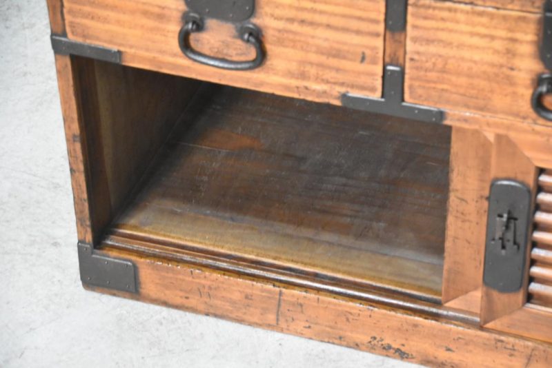 Choba Dansu Traditional Japanese Merchant Chest from Osaka Width:950mm - Image 6
