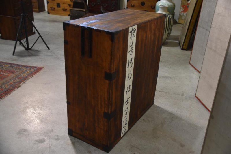Choba Dansu Traditional Japanese Merchant Chest from Osaka Width:950mm - Image 4