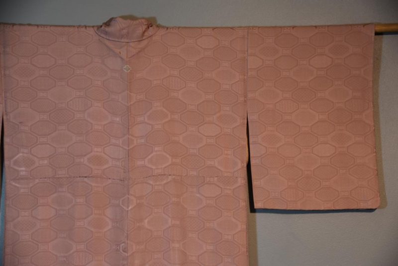 Dusty Pink Vintage Silk Kimono - Image 4