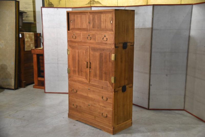 Vintage Wedding Chest (3 Sections) Width:910mm - Image 11