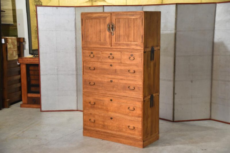Vintage Wedding Chest (3 Sections) Width:905mm - Image 10