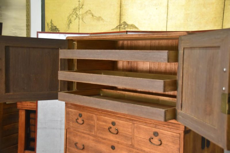 Vintage Wedding Chest (3 Sections) Width:905mm - Image 7