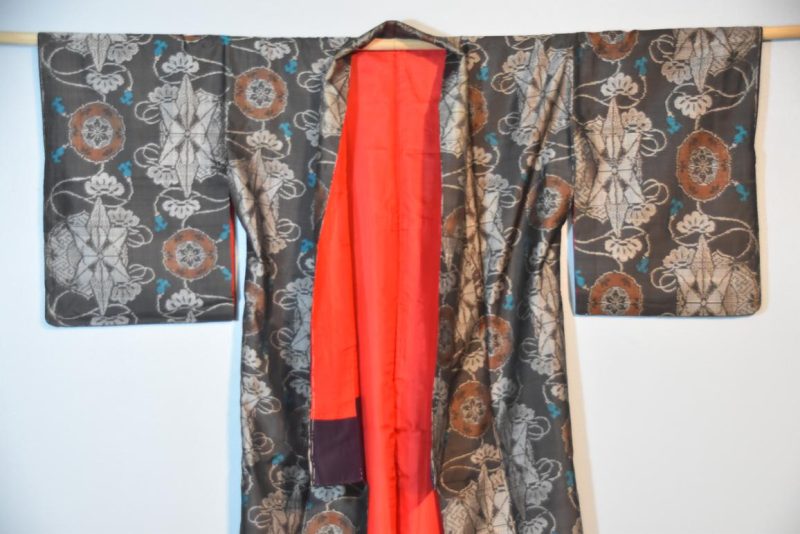 Japanese Silk Ikat Kimono - Image 4
