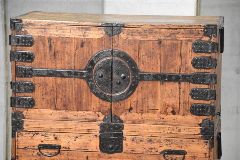Edo Period Clothing Chest (2 Sections) Width:960mm - Image 17