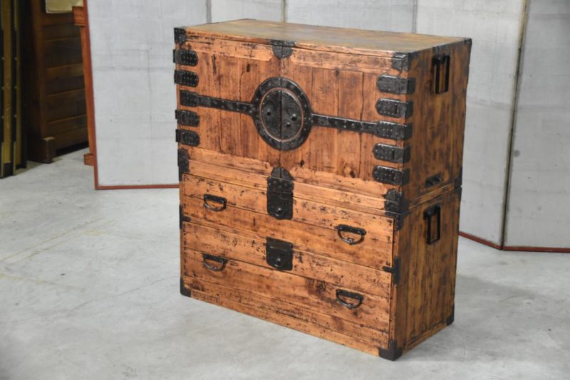 Edo Period Clothing Chest (2 Sections) Width:960mm - Image 15