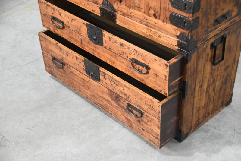 Edo Period Clothing Chest (2 Sections) Width:960mm - Image 9