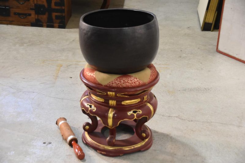 Japanese Buddhist Rin Bell and Stand Height:690mm - Image 3
