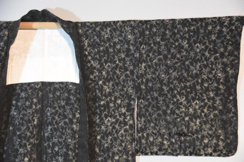 Vintage Silk Lacquer Thread Haori Jacket - Image 6