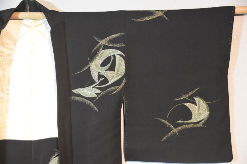Vintage Silk Lacquer Thread Haori Jacket - Image 6