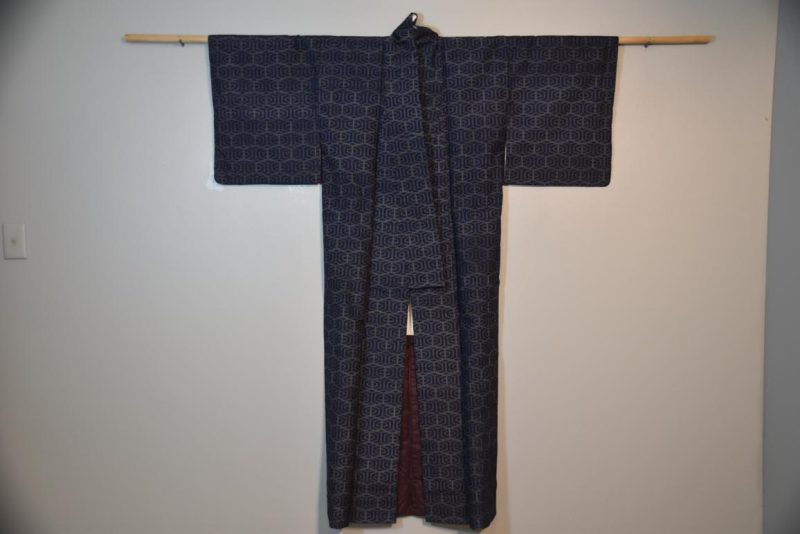 Oshima (Ikat) Vintage Kimono - Image 4