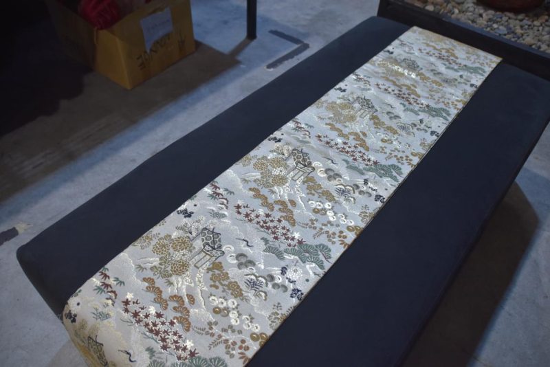 Flying Cranes with gold detail Obi - Image 6