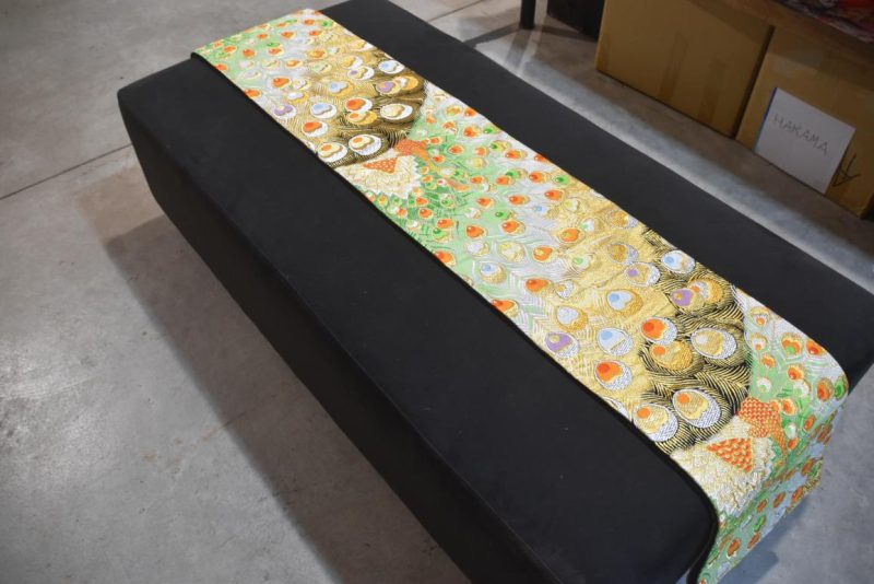 Japanese Silk Obi with Peacock Design - Image 6
