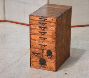 Antique Kodansu Small Chest Width:225mm