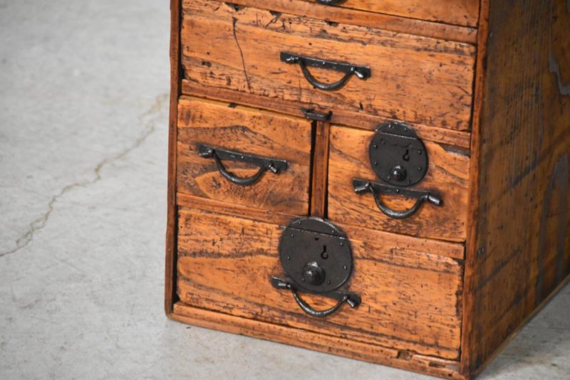 Antique Kodansu Small Chest Width:225mm - Image 10