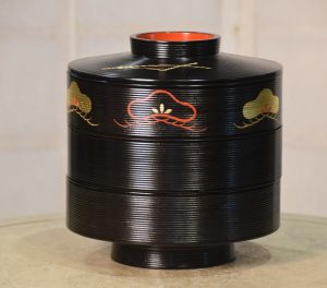 Chochin Shaped Jubako Lacquer Box Width:200mm
