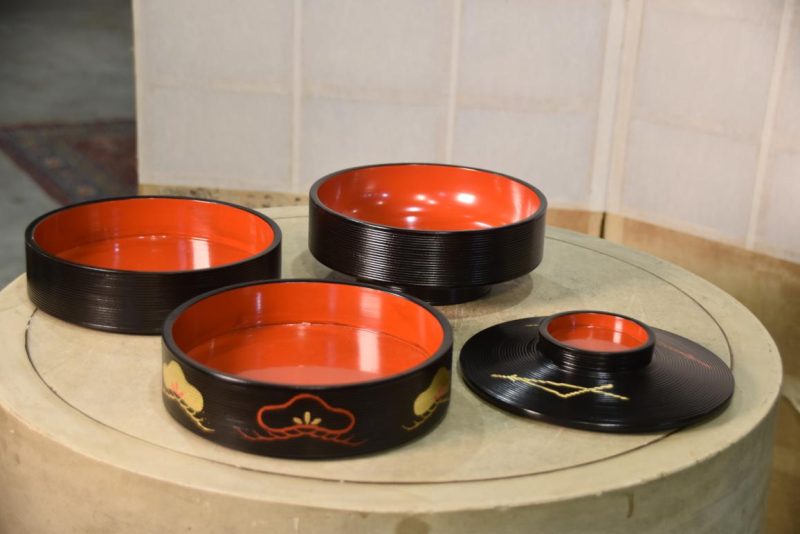 Chochin Shaped Jubako Lacquer Box Width:200mm - Image 5