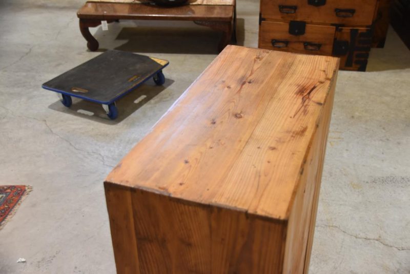 Geta Bako Shoe and Umbrella Chest Width:720mm - Image 5