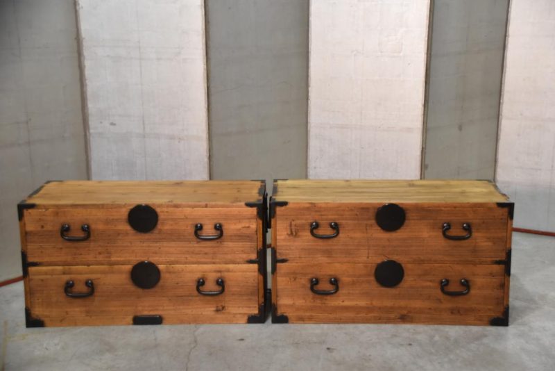 Antique 4 Drawer Clothing Chest (2 Sections)Width:940mm - Image 3