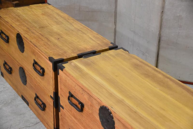 Antique 4 Drawer Clothing Chest with Silver Inlay (2 Sections)Width:955mm - Image 3