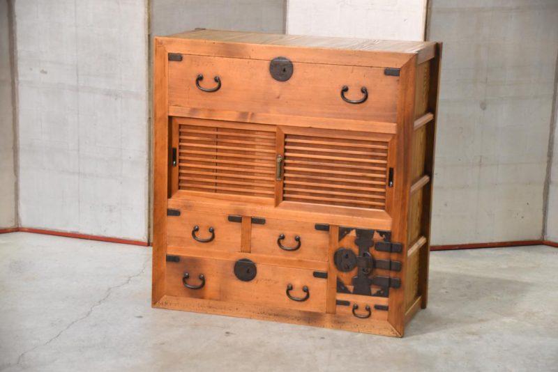 Choba Dansu Traditional Japanese Merchant Chest Width:910mm - Image 2