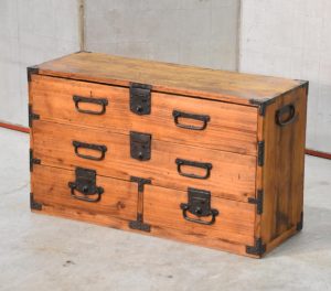 Antique Kodansu Small Chest Width:830mm