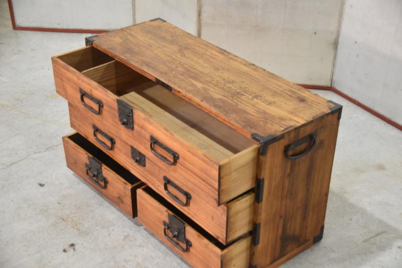 Antique Kodansu Small Chest Width:830mm - Image 3