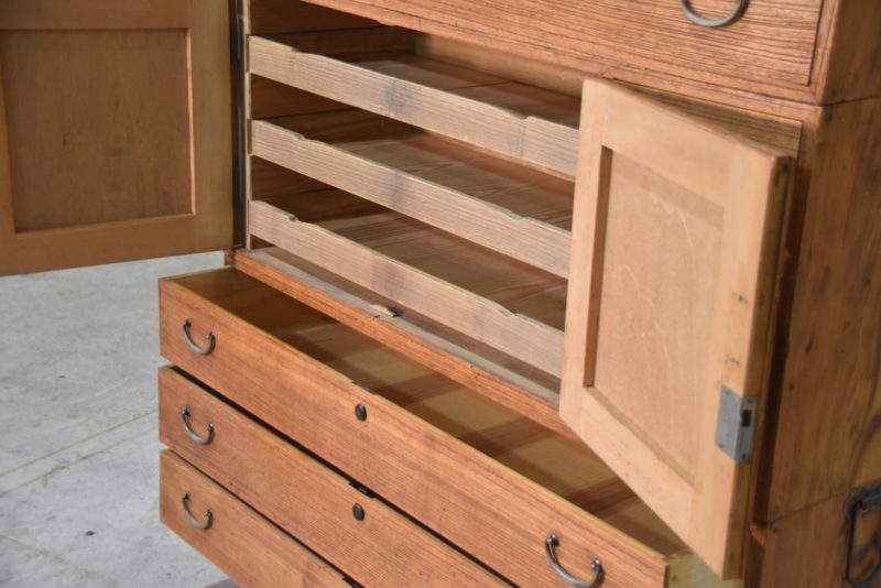 Vintage Wedding Chest 3 Sections Width:1185mm - Image 7