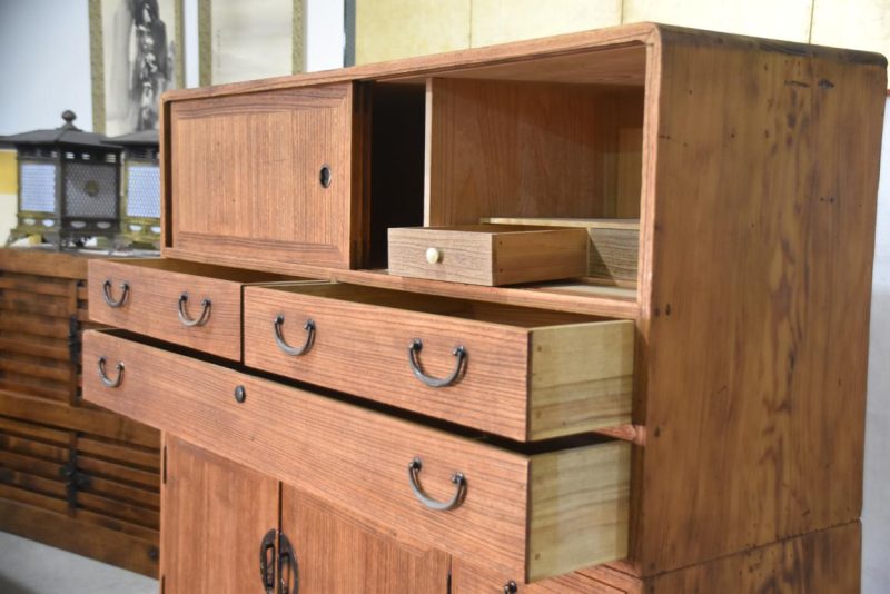 Vintage Wedding Chest 3 Sections Width:1185mm - Image 5