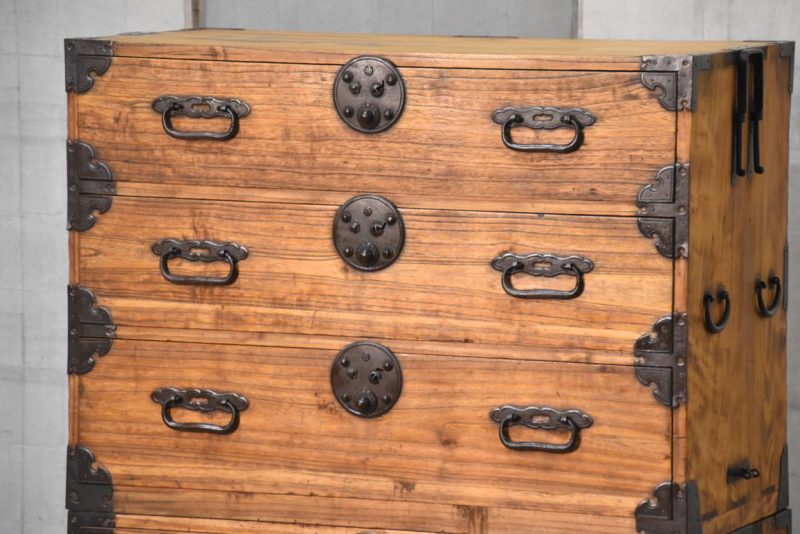 Antique 5 Drawer Clothing Chest (2 Sections)Width:880mm - Image 2