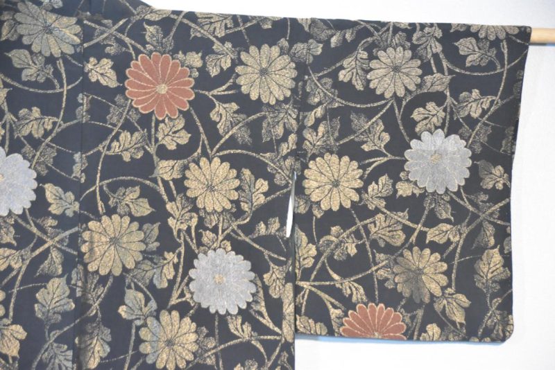 Japanese Vintage Silk Haori Jacket - Image 2
