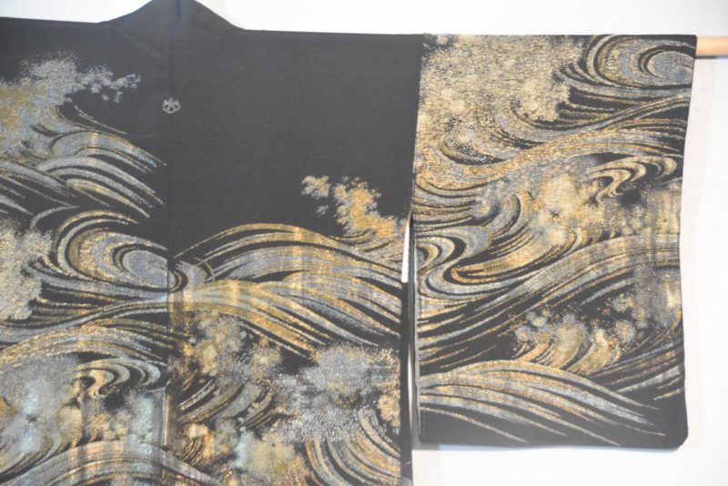 Japanese Vintage Silk Haori Jacket - Image 2