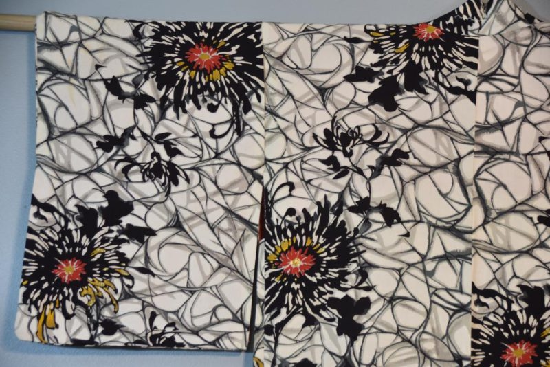 Japanese Vintage Silk Haori Jacket - Image 9