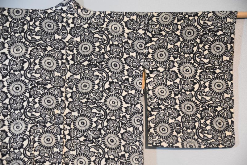 Japanese Vintage Silk Haori Jacket - Image 5