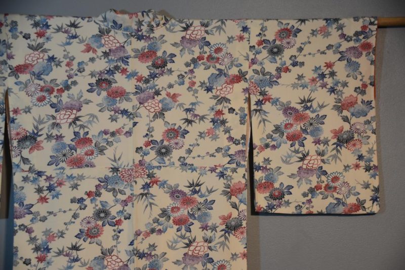 Japanese Silk Kimono - Image 2