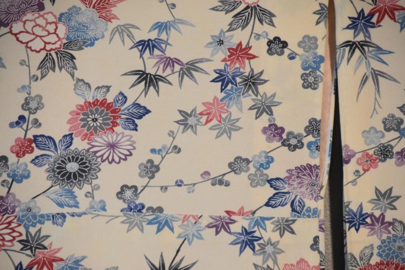 Japanese Silk Kimono - Image 4
