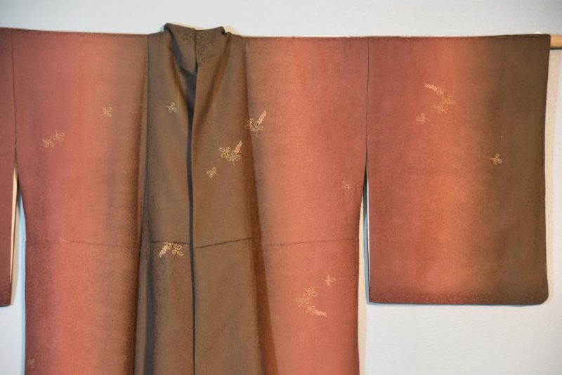 Vintage Japanese Lubbed Silk Kimono - Image 4