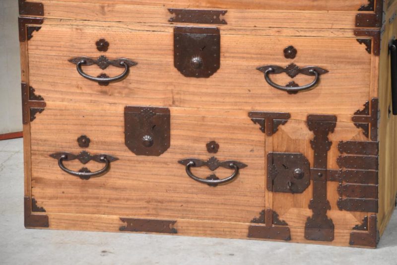 Antique Nihonmatsu 2 Section Clothing Chest 4 Drawers and Cash Door Width:910mm - Image 12